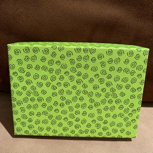 New! MOVED notecards by Dawn Houser for CRANE The Artists Collection
3 for $15 💕 - Picture 7 of 7